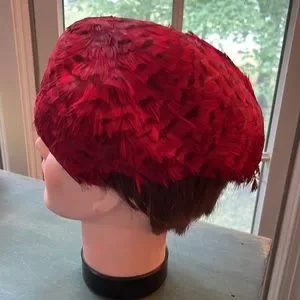 VINTAGE MUIR’S EAST ORANGE RED FEATHER HAT 7 by 7 1/2 in. taupe_gold_brink_wine_FC_Cinna  main image 3